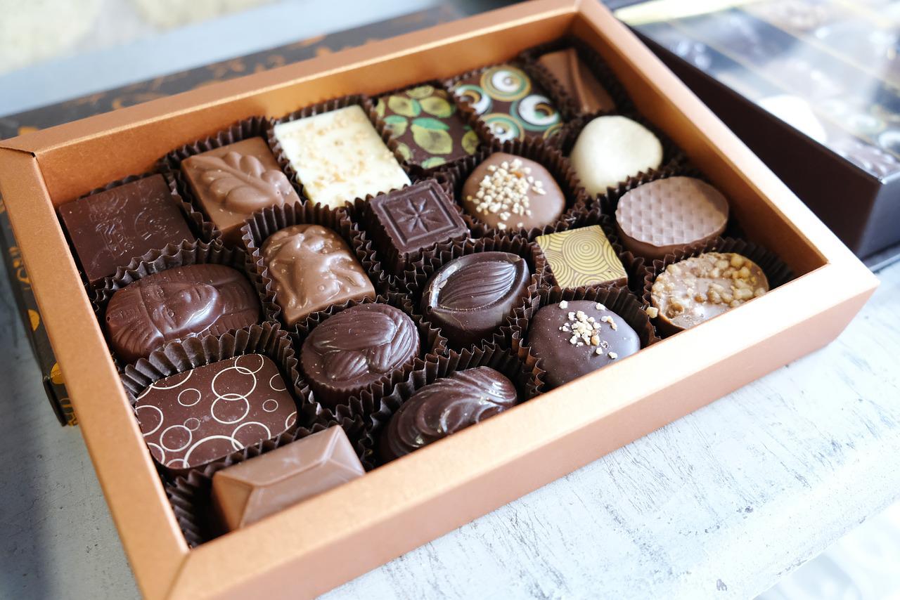 życie jak pudełko czekoladek, cytat z Forresta Gumpa, czekoladki w pudełku