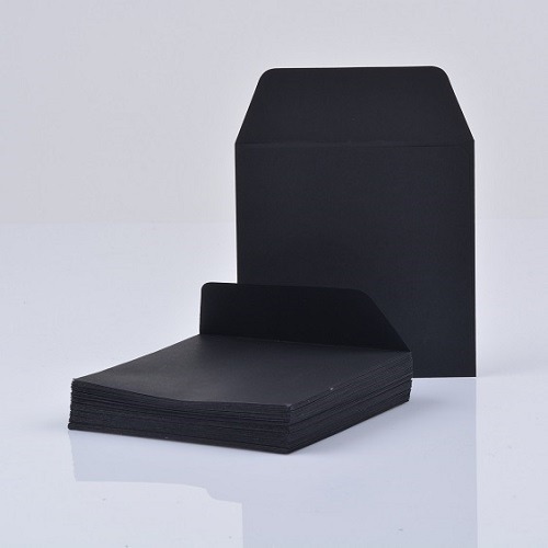 Koperty CD Czarne 125x125mm 50szt