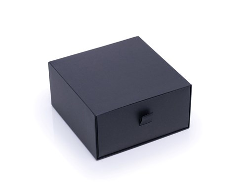 Czarne pudełko ozdobne szufladowe 150x150x75mm z kartonu do pakowania biżuterii