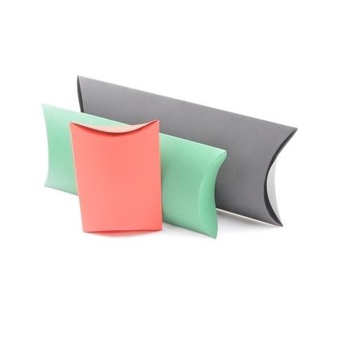 Pudełko ozdobne Poduszka M 210x135x40mm Czerwone