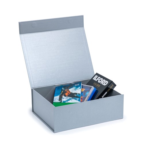 Pudełko Magnetyczne Perłowy Srebrny 330x255x115mm(zew) A4 Prezentowe