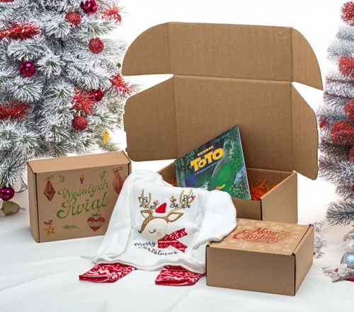 piekne-pudelko-na-prezent-swiateczny