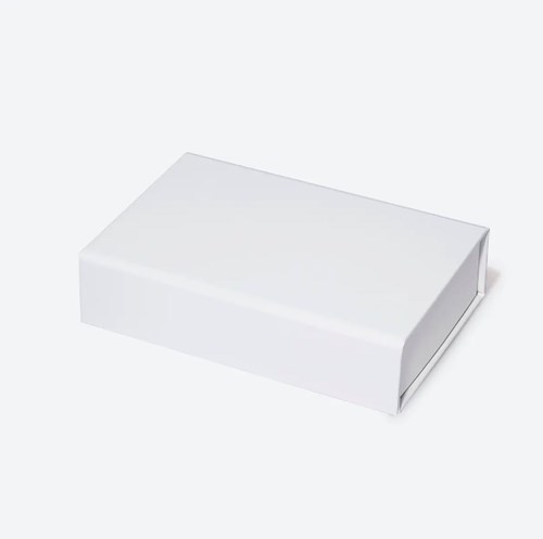 Białe pudełko magnetyczne 152×102×38 mm B7