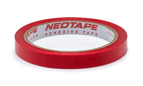 Taśma do zaklejania worków NEOTAPE 12mm/60m CZERWONA