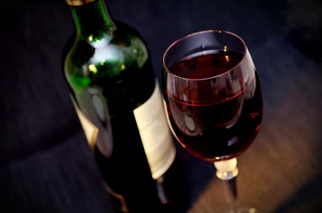 Kartony na butelki i alkohol – jakie są najlepsze?
