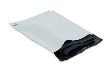 Foliopaki kurierskie w natarciu
