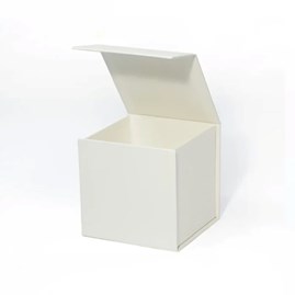 pudelko-prezentowe-magnetyczne-ivory-cube-120x120x120.jpg