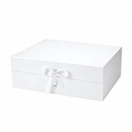 Białe duże pudełko prezentowe magnetyczne XXL 600x440x200mm ze wstążką