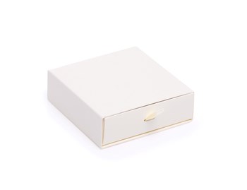 Kremowe pudełko magnetyczne XS 100x100x30mm składane na drobny prezent