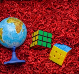 Wypełniacz  do paczek SizzlePak czerwony 1kg