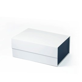 Białe pudełko magnetyczne 235×170×100 mm z granatowym wnętrzem