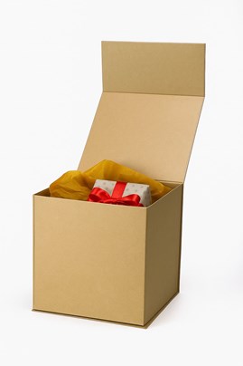 Pudełko Magnetyczne Kraft 235x235x235mm (zew)A5