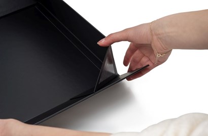 Pudełko Magnetyczne Czarne 350x250x100mm A4 Zamykane Na Magnes Ozdobne