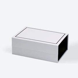 Białe pudełko magnetyczne 235×170×100 mm z czarnym wnętrzem