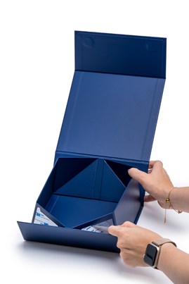 Pudełko Magnetyczne Granatowe 200x200x90mm Prezentowe Na Magnes