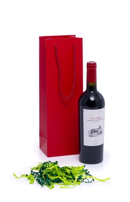 Czerwona laminowana torba papierowa na wino 100x100x350mm z czerwonymi uchwytami