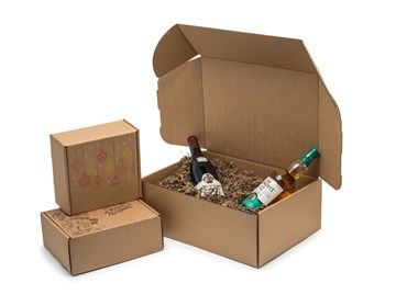 piekne-pudelko-na-prezent-swiateczny