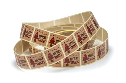 Naklejki papierowe Kraft 35x40mm Merry Xmas +Choinka, 200szt