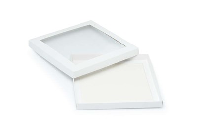 Pudełko ozdobne białe 210x210x20mm z oknem