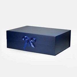Granatowe pudełko magnetyczne XXL 600x440x200mm ze wstążką do pakowania prezentów