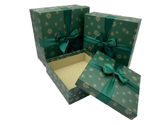 zestaw zielonych pudełek świątecznych na prezenty